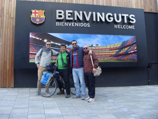  Nou Camp Stadı,Barcelona,İspanya