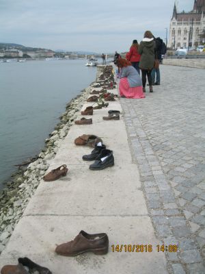   Yahudi Ayakkabıları,Budapeşte