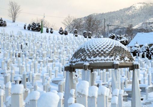  İzzet begoviç mezar, Saraybosna